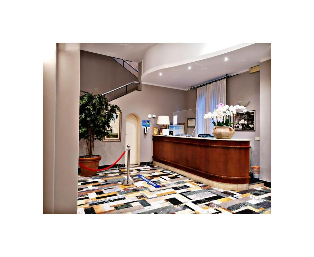 Hotel Eden Park Pietrasanta Bagian luar foto